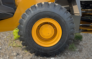 Фронтальный колёсный погрузчик JAXON JL-956 с ковшом 3 м³, грузоподъёмностью 5 тонн, с китайским двигателем - Product Image 6