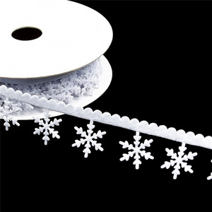 Ruban <span class=keywords><strong>flocon</strong></span> <span class=keywords><strong>de</strong></span> <span class=keywords><strong>neige</strong></span> mètres x 5m, Non tissé, gaufrage ultrasonique, décoration <span class=keywords><strong>de</strong></span> noël, chaîne <span class=keywords><strong>de</strong></span> <span class=keywords><strong>neige</strong></span> - Product Image 4