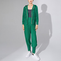 Ensemble de survêtement Miyake Solid Ankle Hoodie pour femme, ensemble décontracté deux pièces avec pantalon plissé et veste zippée, respectueux de l'environnement