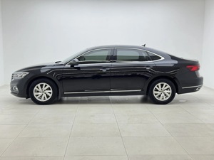 Per Auto Usata 1.4T Turbo 280TSI Business Edition - Sedan Commerciale 5 Posti con Interni in Pelle Scura, Cerchi R16, Cambio Automatico e Ampio Spazio Interno - Product Image 6