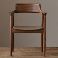 Chaises de salle à manger en bois massif de style moderne et luxueux en cuir PU, design simple