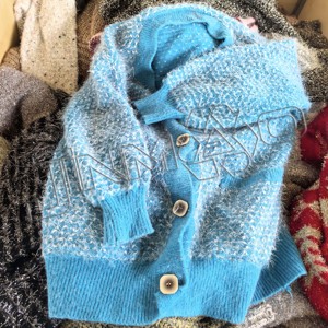 China Factory Jinmao Wholesale High Class Premium <strong>90s</strong> Style Light up Fashion Flash Sweater Winter Used <strong>Clothes</strong> in Bales Mixed - Product Image 1