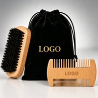 Ensemble brosse à barbe et peigne en bois à poils de sanglier naturels avec logo personnalisé, brosse à raser pour hommes, soin professionnel de la barbe et de la peau