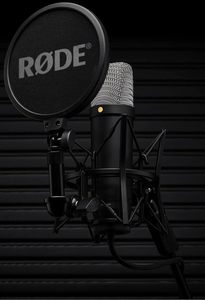 Micrófono de Condensador de Estudio de Diafragma Grande R DE NT1 de 5.ª Generación con Salidas XLR y USB, Soporte Antivibratorio y Filtro Antipop para Música - Product Image 3