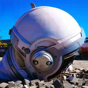 Escultura de chica astronauta estética viral: Arte de dormir hiperrealista para hoteles de lujo y espacios de redes <span class=keywords><strong>sociales</strong></span> - Product Image 6