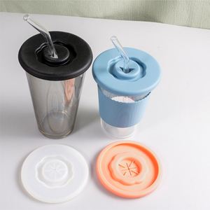 Couvercle en silicone de qualité alimentaire 95 mm universel anti-poussière et anti-fuite avec trou pour paille pour tasse à café en verre - Product Image 1