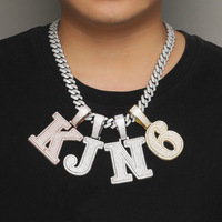 Collier à pendentif en diamant hip-hop de style européen et américain pour hommes, bijoux de niche élégants en plaqué or pour couples, vente en gros