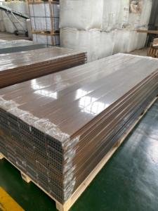 Tarima de WPC Coextruido con Acabado Cepillado, Diseño Europeo Ecológico, Color Resistente a la Decoloración, Piso Duradero para Exteriores con <span class=keywords><strong>Clima</strong></span> Hostil - Product Image 5