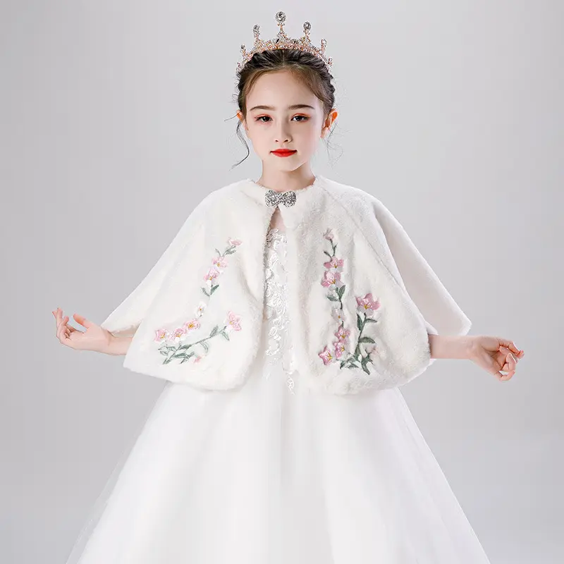 Wholesale Winter White Floral Embroidery Velvet Fabric Soft Boutique Girls Cape Coat Children Kids Cloak Girl Shawl Clothing