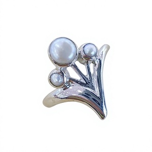 Bague géométrique en argent 925 avec grappe de perles, sertie clos, minimaliste, unisexe, pour usage quotidien - Product Image 1