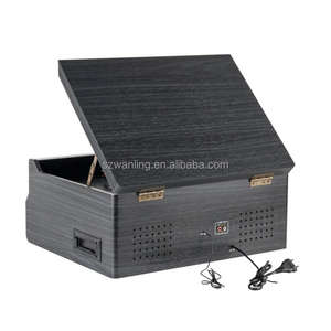 Tocadiscos Bluetooth Empire 6 en 1 con 3 velocidades y radio FM <span class=keywords><strong>de</strong></span> estilo moderno <span class=keywords><strong>de</strong></span> mediados <span class=keywords><strong>de</strong></span> siglo, reproductor <span class=keywords><strong>de</strong></span> CD y entrada <span class=keywords><strong>auxiliar</strong></span> <span class=keywords><strong>de</strong></span> 3.5 mm - Product Image 3