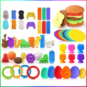 Jouet à presser en silicone arc-en-ciel 3D - Jouet anti-stress pour enfants et adolescents, design accrocheur, jouets cadeaux - Product Image 6