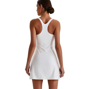 Robe de tennis plissée fluide à col en V sexy pour femmes, idéale pour le sport, le golf, l'entraînement, les mini-robes d'été - Product Image 2