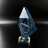 Récompenses acryliques d'usine réelles faisant personnaliser pour le trophée acrylique de mariage/Festival/jour spécial