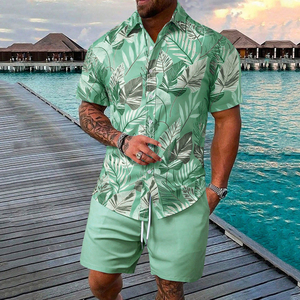 Conjunto <span class=keywords><strong>de</strong></span> dos piezas <span class=keywords><strong>de</strong></span> tendencia hawaiana personalizable, camisa holgada <span class=keywords><strong>de</strong></span> manga corta y pantalones cortos para <span class=keywords><strong>parejas</strong></span> <span class=keywords><strong>de</strong></span> playa, aspecto informal <span class=keywords><strong>de</strong></span> verano - Product Image 1