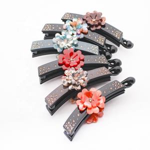 Güzel saç özel toptan için renkli çiçek kristal muz klipleri ile YIYI siyah asetat saç klipleri - Product Image 5