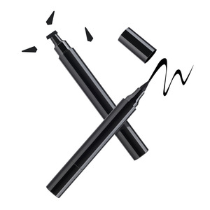 <span class=keywords><strong>Eyeliner</strong></span> Liquido Nero <span class=keywords><strong>a</strong></span> Doppia Punta con Timbro, Impermeabile, Opaco, <span class=keywords><strong>Lunga</strong></span> Durata, Anti-sbavatura - Product Image 1
