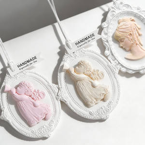 Molde de silicona para aromaterapia, yeso, velas caseras, jabón artesanal, piedra difusora y adornos de yeso, con diseño de moldes colgantes para <span class=keywords><strong>goteo</strong></span>. - Product Image 2