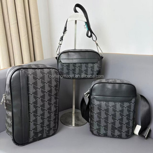 Sac <span class=keywords><strong>de</strong></span> sport décontracté pour <span class=keywords><strong>homme</strong></span> en cuir PU à carreaux, <span class=keywords><strong>de</strong></span> haute qualité, avec une apparence élégante et une <span class=keywords><strong>marque</strong></span> tendance - Product Image 1