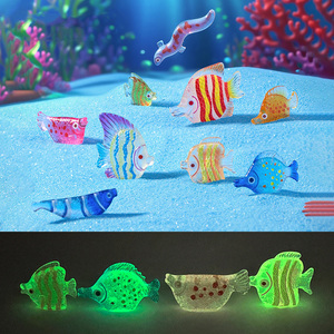 ตุ๊กตาปลาเรซิ่นขนาดเล็กเรืองแสงในที่มืด ของตกแต่งสวน ตู้ปลา บ้านตุ๊กตา งานฝีมือ ของประดับตกแต่ง - Product Image 1