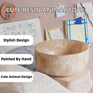 Miniatures de personnages de Noël en résine, peintes à la main, de différentes couleurs, incroyablement mignonnes, réalistes, de style kawaii, avec des motifs de dessins animés de castor et de chat, pour les petits enfants - Product Image 2