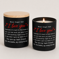 Bougie parfumée en verre noir mat avec couvercle en bois, texte et logo personnalisables pour les cadeaux de mariage, d'anniversaire et de Saint-Valentin