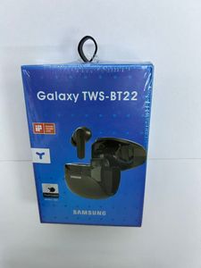 2026 Hot Sales Mini TWS In-Ear Waterproof Gaming Earbuds Digital Display Battery Indicator True <strong>Wireless</strong> BT Power Bank Function - Product Image 2