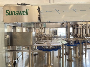 10000bph tập trung táo xoài hạt nước ép trái cây bột giấy 4 trong 1 làm đầy Máy chế biến dây chuyền sản xuất nhà máy - Product Image 2