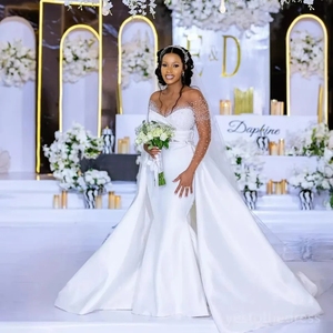 فستان زفاف مخصص بخرز أفريقي للعروس، فساتين زفاف بأكمام طويلة وذيل قابل للفصل، فساتين زفاف ريفية - Product Image 4