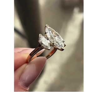 Bague de fiançailles de luxe en or jaune massif 14K 18K avec diamant de laboratoire taille marquise 3 carats et diamants latéraux taille marquise, certifiée IGI D-E-F - Product Image 3