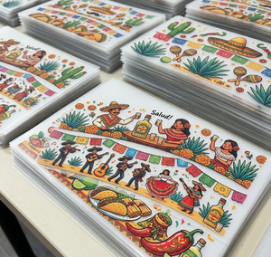 Vinilo Adhesivo Impermeable para Vasos Metálicos con Diseño de Fiesta Mexicana Cinco de Mayo, Impresión por Transferencia de Agua - Product Image 1