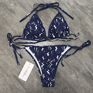 Conjunto de Bikini Estilo Pasarela con Cuello Halter, Textura Entrelazada, Traje de Baño de Dos Piezas con Detalle de Cadena Dorada para Ropa de Playa y Resorts, Venta al Por Mayor - Product Image 4