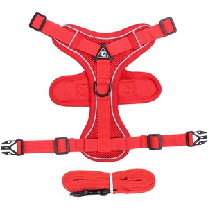 Arnés Ajustable de Lujo para Mascotas, Acolchado, Simple, de Poliéster Sólido, Anti-Escape, Diseño Personalizado, Transpirable, Conjunto de Correa y Chaleco para Perros y Gatos - Product Image 4