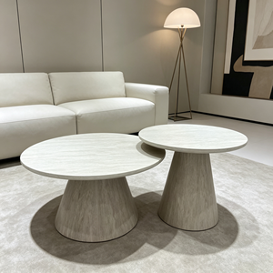 Ensemble de tables basses gigognes rondes en bois clair minimaliste avec piétement conique – Table d'appoint moderne pour salon et hôtel - Product Image 6