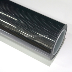 Película Protectora de Pintura para Automóviles de TPU PPF Color Fibra de Carbono Negra, Envoltura PPF 5D Autoadhesiva Resistente a Arañazos para el Exterior de Vehículos - Product Image 1