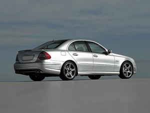 ชุดแต่งตัวถังรถยนต์ W211 อัพเกรด AMG <span class=keywords><strong>E</strong></span> รุ่น <span class=keywords><strong>E</strong></span> ชุดกันชนหน้า-หลัง สปอยเลอร์ สเกิร์ตข้าง สำหรับรถยนต์เมอร์เซเดส-เบนซ์ <span class=keywords><strong>E</strong></span>-<span class=keywords><strong>Class</strong></span> W211 ปี 2004-2008 - Product Image 4