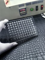 Plaque ELISA en quartz à fusion électrique personnalisée par le fabricant, 96 puits, type boîte de Pétri, épaisseur 0,3/0,4 mm pour la culture bactérienne