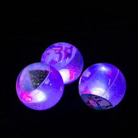 Balle d'eau rebondissante lumineuse LED colorée de Noël pour enfants, 6,5 cm, en TPR gonflable, nouvelle collection