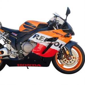 Motocicleta deportiva HON CBR1000RR Fire Blade usada de 1000-1500cc en venta - Product Image 1