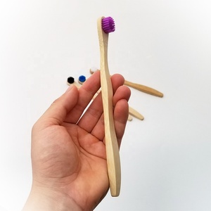 Sikat gigi kayu bambu merek kustom untuk dewasa bulu arang keras pembersih 360 derajat penggunaan rumah dengan kotak PBT - Product Image 6