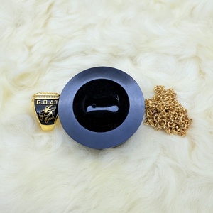 En stock CABRA chapada en oro y trofeo Kids League Football Championship Tournament <span class=keywords><strong>con</strong></span> <span class=keywords><strong>cadena</strong></span> GOAT Champion Ring - Product Image 5
