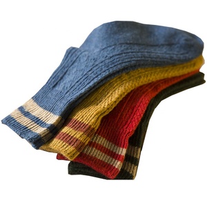 KANGYI Coton Rayé Confortable OEM L'équipage Femmes Chaussettes Tube En Gros - Product Image 6
