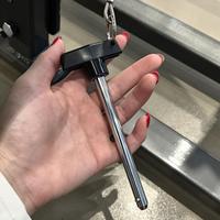 Appareil de musculation professionnel Iso-Lateral Hammer Style à charge par disques pour développements pectoraux en centre de fitness