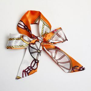 Pañuelo de Satén Personalizado Multiusos para Bolsos, Carteras y Monederos o para Usar como Lazo Decorativo para el Cabello - Product Image 4
