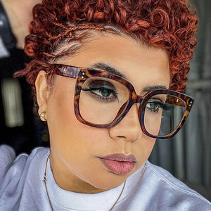 Euro-American <strong>Square</strong> Eyeglasses <strong>Gold</strong> Studded Perforated Design Anti-Blue Light Plain Lenses Instagram-Trendy <strong>Frames</strong> - Product Image 3