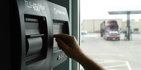 Système de surveillance automatique du niveau de carburant dans les réservoirs Veeder Root TLS450-Plus ATG