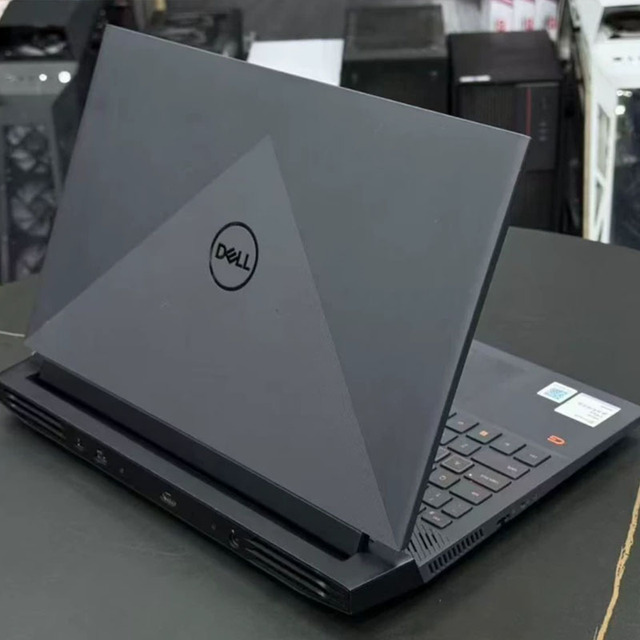 G15 5520 15.6-Inch Gaming Laptop I7-12700H / 16GB RAM / 512GB SSD / RTX 3060 6GB / (2560x1440) 240Hz