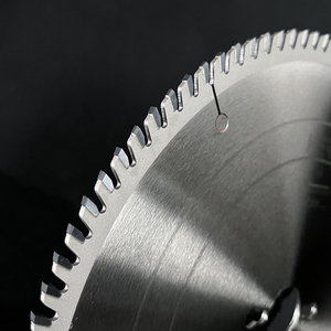 Lame de scie TCT de qualité industrielle HERO <span class=keywords><strong>Freud</strong></span> 300 mm * 96 dents pour la coupe du bois/la découpe de panneaux - Product Image 6