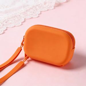 Bolsas de Almacenamiento de Silicona Suave Personalizadas de Alta Calidad, Mini Bolsa de Cosméticos de Viaje para Uso Diario, Venta al Por Mayor - Product Image 6