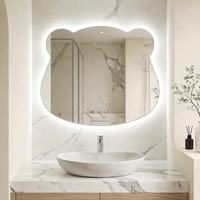 Miroir intelligent de salle de bain LED de forme irrégulière moderne, anti-buée, à intensité variable, rétroéclairé, avec commande tactile